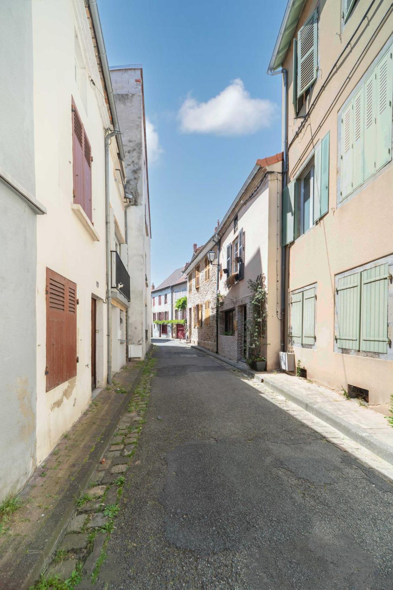 Grande Maison Cusset - Maison De Ville - 3 Chambres Exterior foto